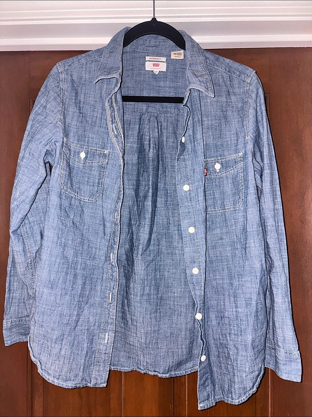 Levi's Boyfriend Fit Light Blue Chambray Button Down Shirt - Size XS